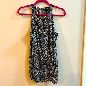 White House Black Market Black/White Blouson Sleeveless Top Size Medium